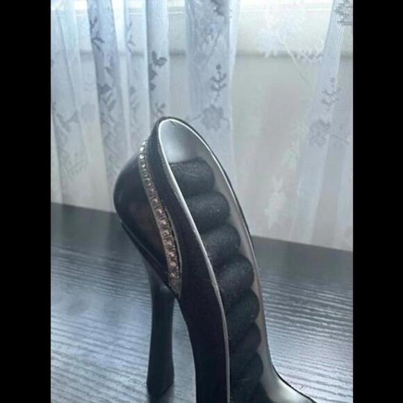 Charming Collection Black High Heel Ring Holder Shoe - Picture 4 of 4
